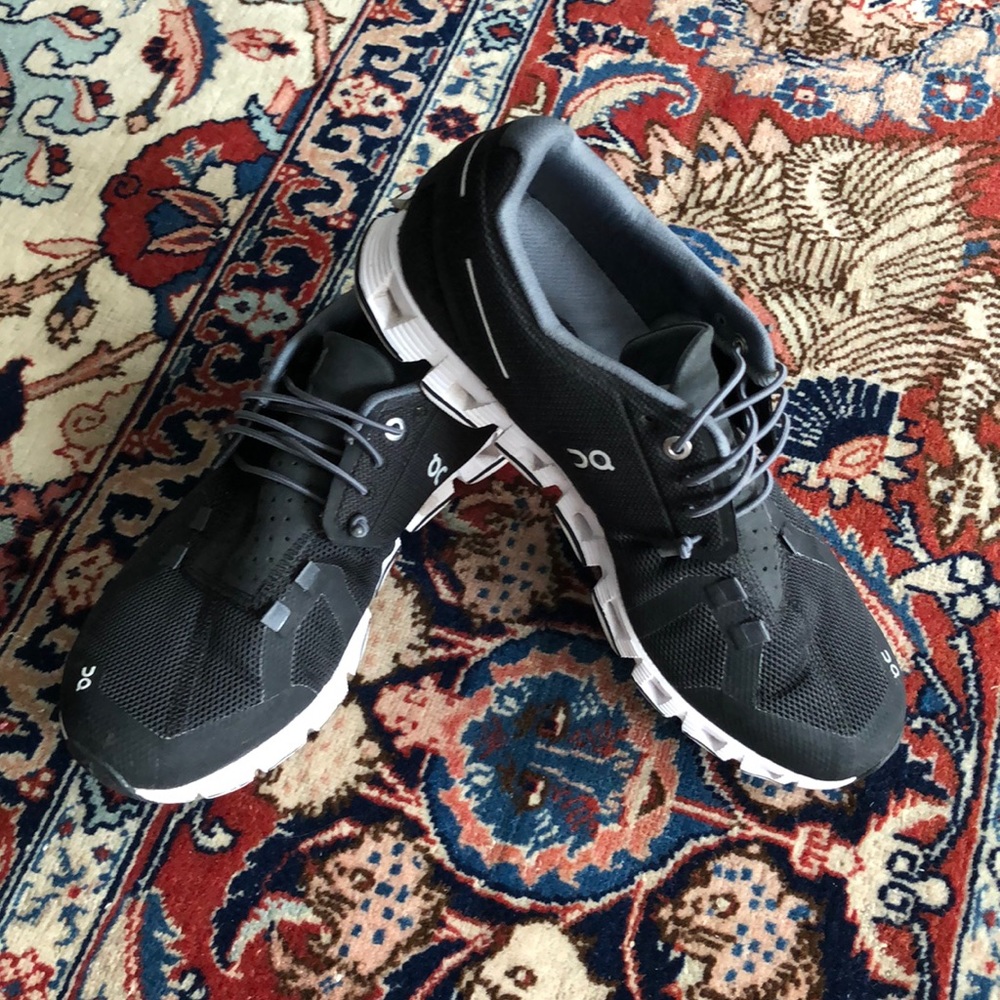 On Women’s Running Shoes - Cloud 2.0